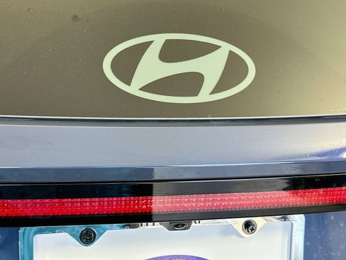 New 2026 Hyundai Tucson Limited FWD image 22