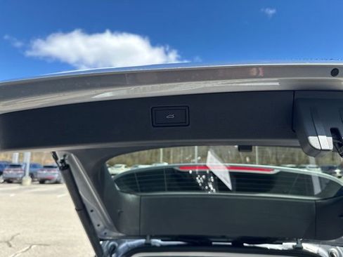 New 2026 Volkswagen Tiguan SE AWD/4WD image 9