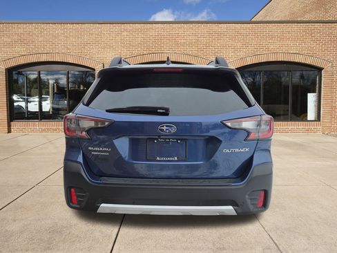Used 2020 Subaru Outback Limited w/ Popular Package #2 image 4