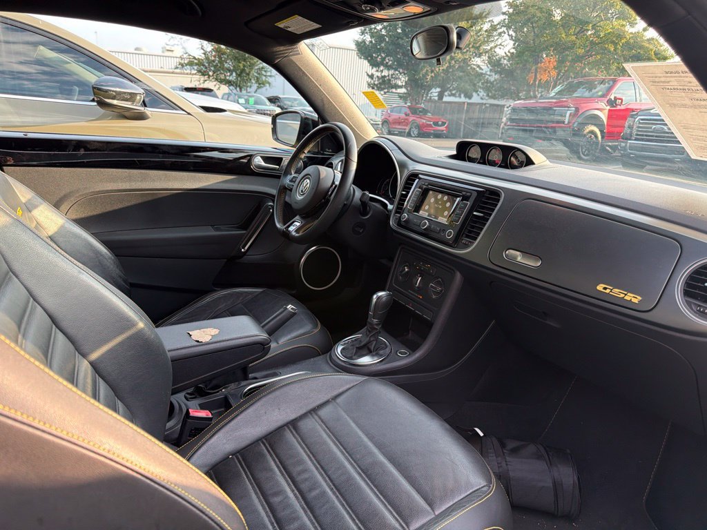 Used 2014 Volkswagen Beetle GSR FWD image 5