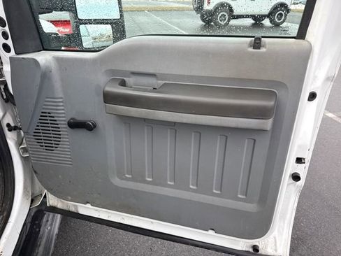 Used 2012 Ford F250 XL w/ Skid Plate Pkg image 14