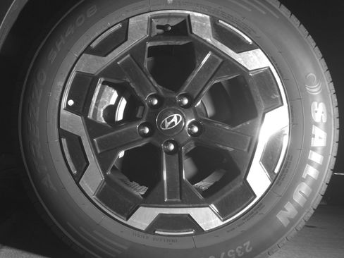Used 2026 Hyundai Santa Fe SEL FWD image 12