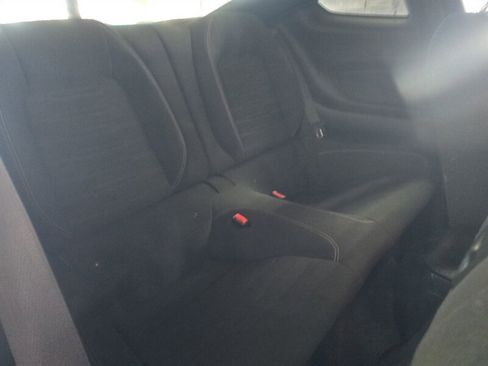 Used 2017 Ford Mustang Coupe image 14