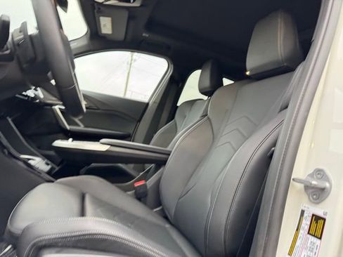 Used 2025 BMW X2 xDrive28i w/ Technology Package image 9