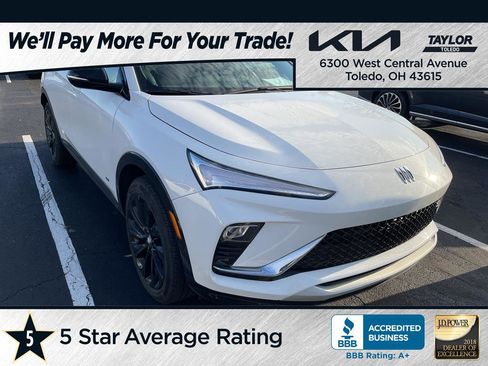 Used 2025 Buick Envista Sport Touring w/ Experience Buick Package image 1