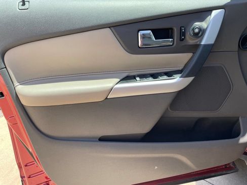 Used 2014 Ford Edge SEL w/ Equipment Group 205A FWD image 18