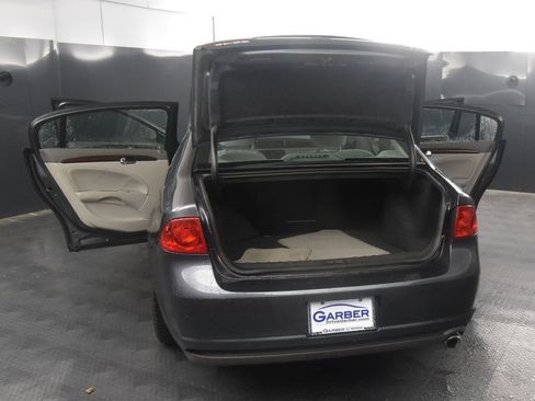 Used 2010 Buick Lucerne CX image 36