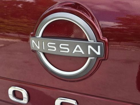 Used 2023 Nissan Rogue SV FWD image 32