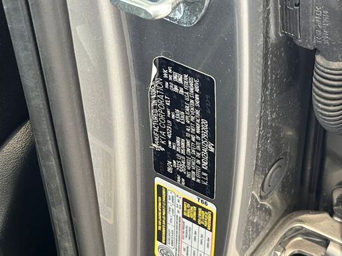 Used 2025 Kia Soul LX w/ LX Technology Package image 29