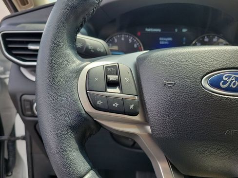 Certified 2023 Ford Explorer XLT w/ Equipment Group 202A AWD/4WD image 24