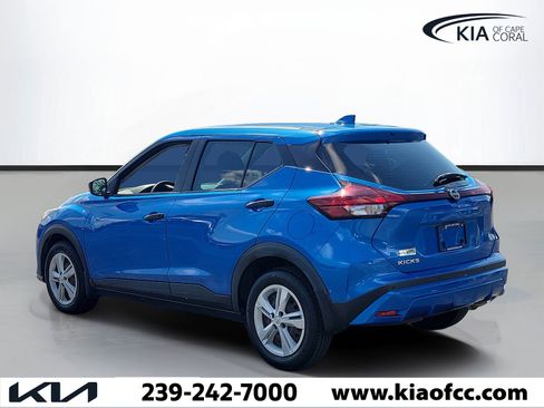 Used 2023 Nissan Kicks S FWD image 4