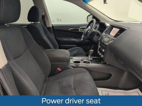 Used 2014 Nissan Pathfinder SV image 16
