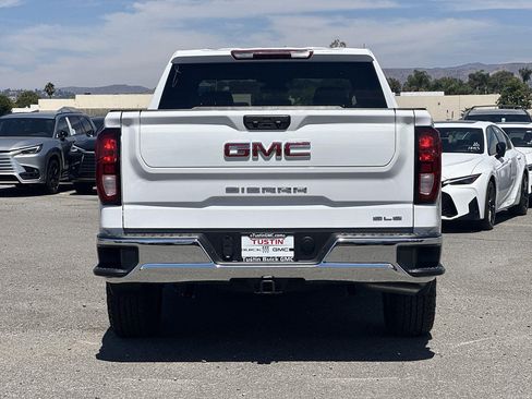 New 2026 GMC Sierra 1500 SLE AWD/4WD image 4