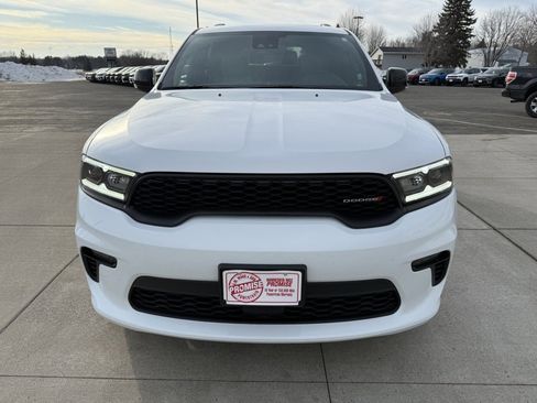 Used 2023 Dodge Durango GT image 3
