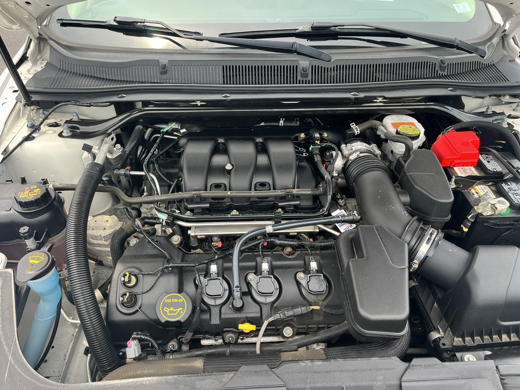 Used 2019 Ford Taurus SE FWD image 30