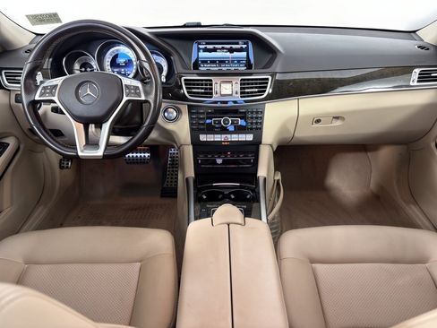 Used 2014 Mercedes-Benz E 350 Sedan image 17