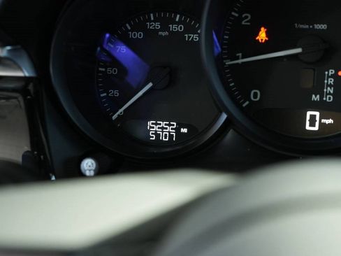 Used 2024 Porsche Macan image 15