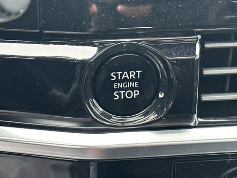 New 2025 Nissan Pathfinder SV w/ SV Premium Package image 27