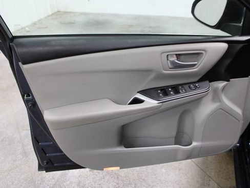 Used 2017 Toyota Camry LE image 16