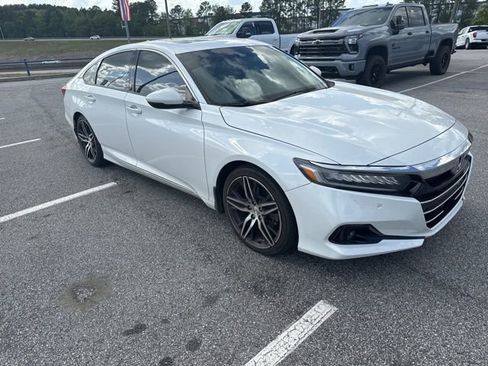 Used 2021 Honda Accord Touring image 1