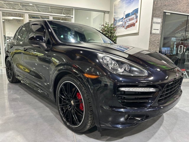 Used 2014 Porsche Cayenne GTS AWD/4WD image 17