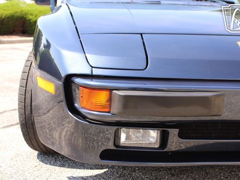 Used 1987 Porsche 944 S image 14
