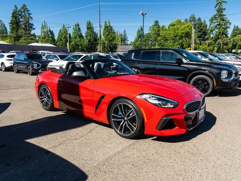 Used 2020 BMW Z4 M40i w/ Executive Package RWD image 24