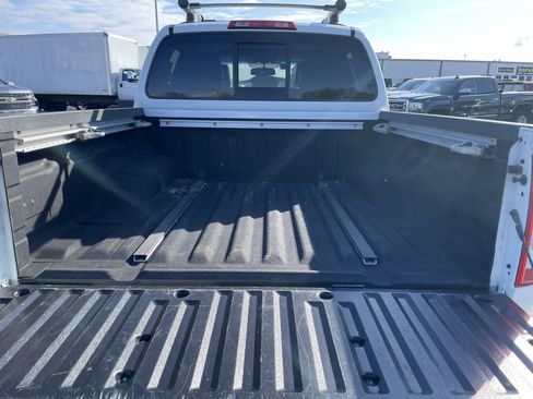 Used 2017 Nissan Frontier PRO-4X w/ Pro-4x Luxury Package image 10