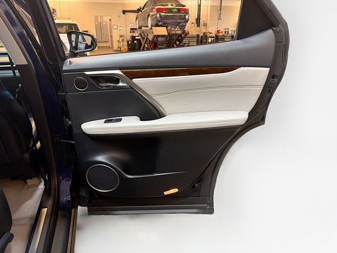 Used 2017 Lexus RX 450h w/ Accessory Package image 33