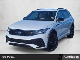 Used 2023 Volkswagen Tiguan SE R-Line video 1