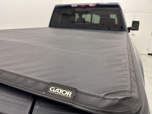 Used 2021 GMC Sierra 2500 AT4 w/ AT4 Premium Plus Package AWD/4WD image 10