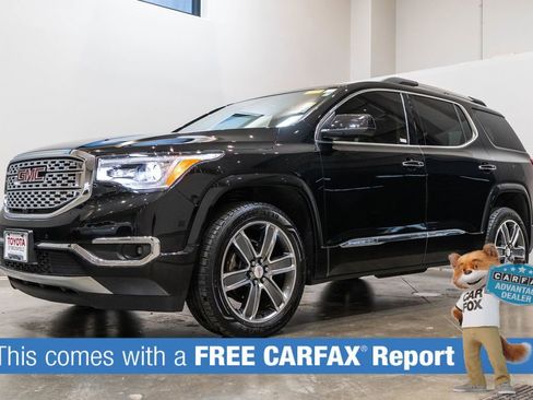 Used 2017 GMC Acadia Denali w/ Technology Package image 2