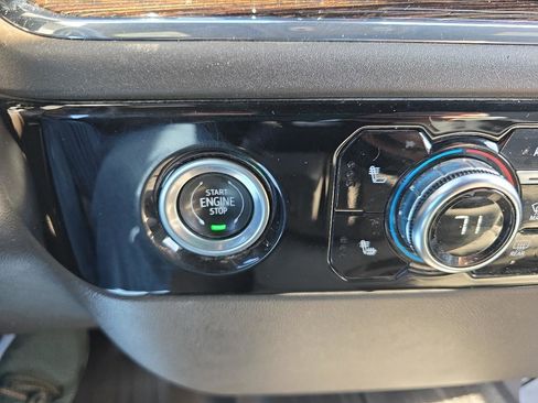 Used 2024 GMC Sierra 1500 SLE w/ LPO, GMC Protection Package image 28