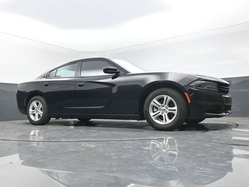 Used 2022 Dodge Charger SXT RWD image 45