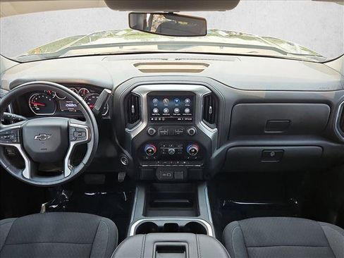 Used 2022 Chevrolet Silverado 1500 RST w/ Redline Edition AWD/4WD image 16