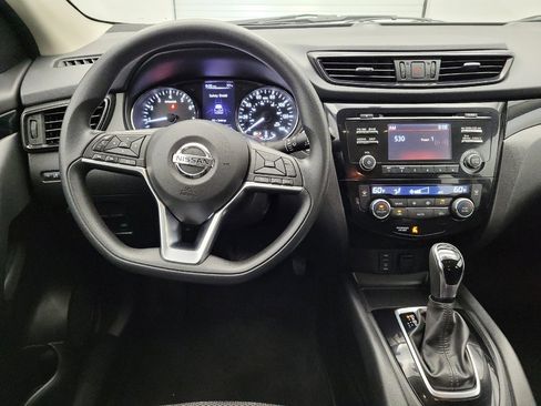 Used 2018 Nissan Rogue Sport SV image 22