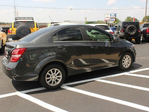 Used 2020 Chevrolet Sonic LT FWD image 7