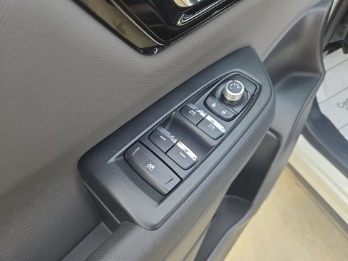 Used 2025 Subaru Forester Sport w/ Protection Package AWD/4WD image 13