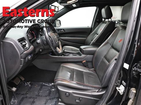 Used 2024 Dodge Durango GT RWD image 14