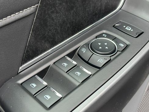 New 2026 Ford F250 XLT w/ XLT Premium Package image 9