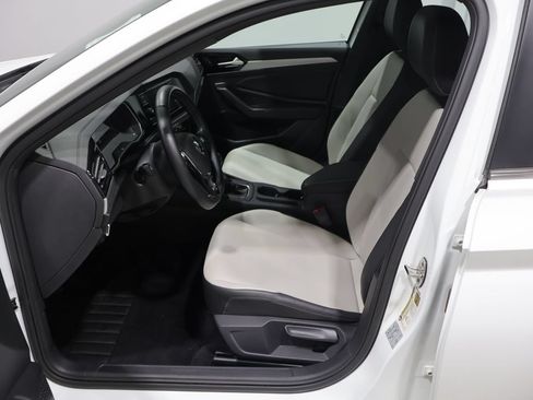Used 2021 Volkswagen Jetta R-Line FWD image 10