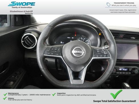 Used 2024 Nissan Kicks SR w/ SR Premium Package FWD image 17