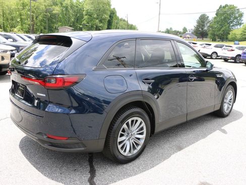 Used 2024 MAZDA CX-90 Plug-In Hybrid w/ Preferred AWD/4WD image 8