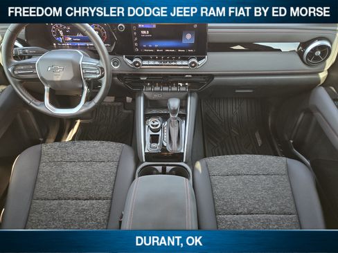 Used 2024 Chevrolet Colorado Z71 w/ Z71 Convenience Package 2 AWD/4WD image 18