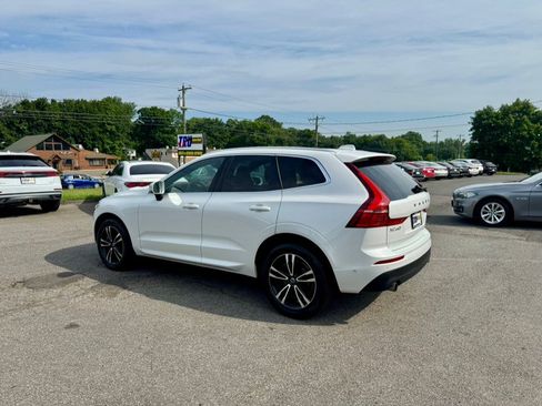 Used 2019 Volvo XC60 T6 Momentum w/ Multimedia Package AWD/4WD image 5