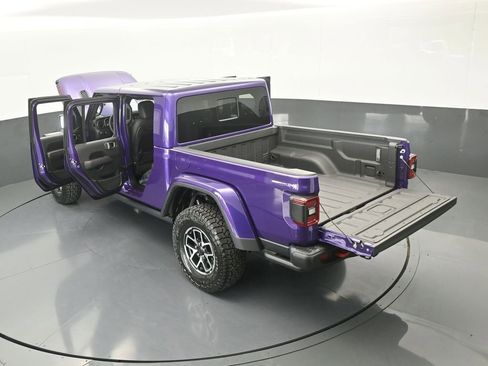 New 2026 Jeep Gladiator Rubicon w/ Steel Power Dome Hood Package AWD/4WD image 61