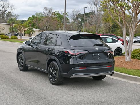Certified 2024 Honda HR-V Sport image 3