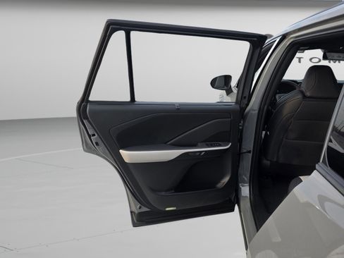 Certified 2026 Lexus TX 500h AWD w/ Technology Package image 25