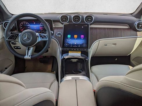 Certified 2026 Mercedes-Benz GLC 300 4MATIC image 15