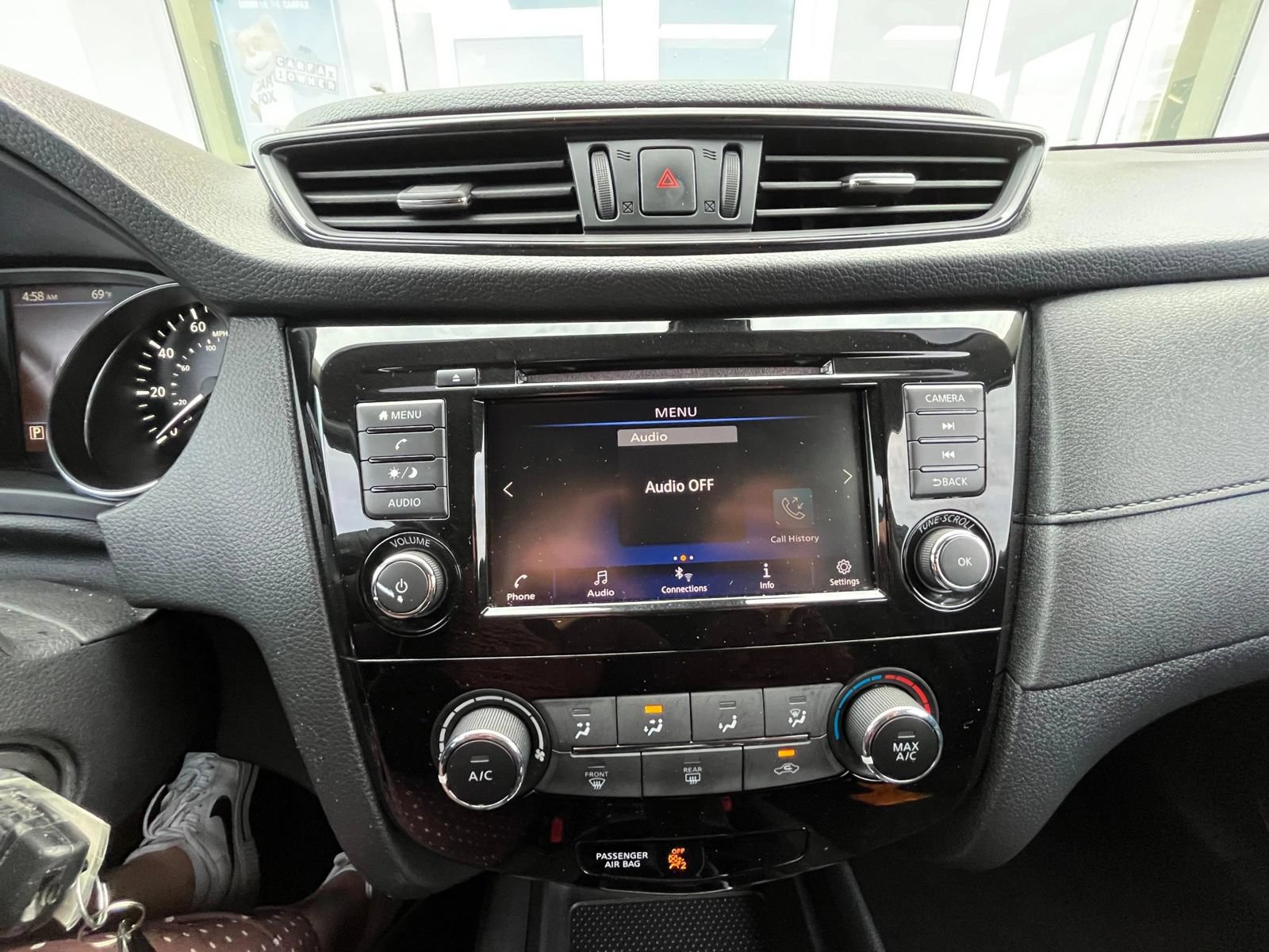 Used 2020 Nissan Rogue S w/ Special Edition Package AWD/4WD image 20
